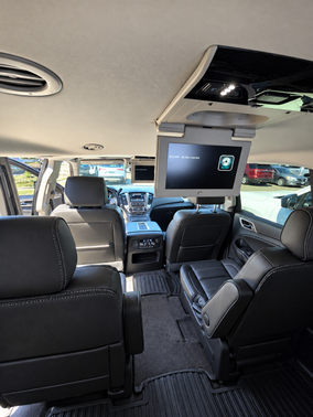 Black 2019 GMC Yukon XL Denali