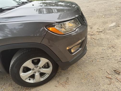 Gray 2020 Jeep Compass Latitude