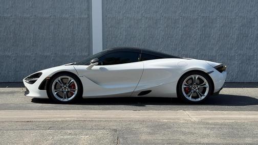 White 2020 McLaren 720S Performance