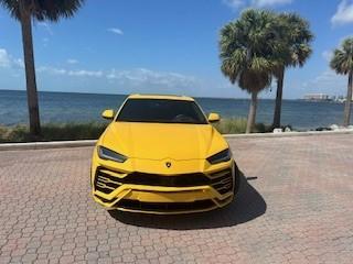 2020 Lamborghini Urus Base