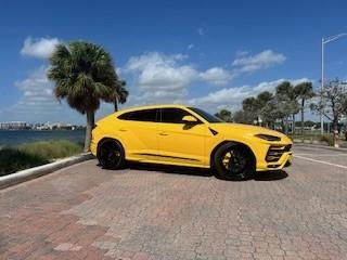 2020 Lamborghini Urus Base