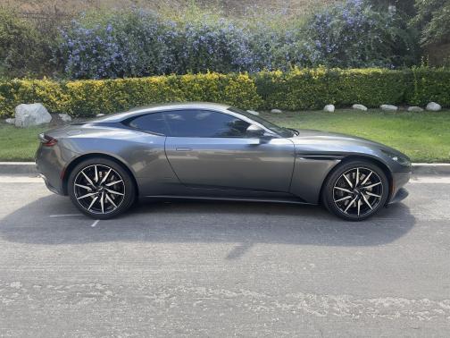 2019 Aston Martin DB11 Base