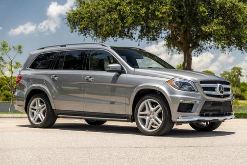 Silver 2015 Mercedes-Benz GL-Class GL 550 4MATIC
