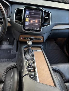 2017 Volvo XC90 T6 Inscription