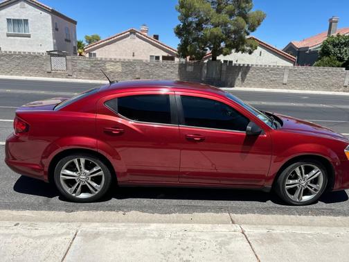 2014 Dodge Avenger SE