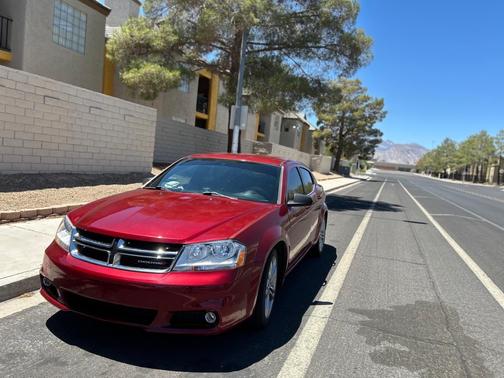 2014 Dodge Avenger SE