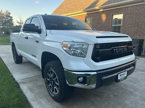 2016 Toyota Tundra SR5