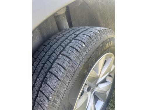 Gray 2019 Volkswagen Atlas 3.6L SE