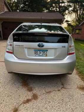 Silver 2011 Toyota Prius II