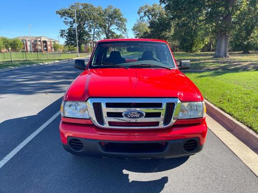 Red 2009 Ford Ranger XLT SuperCab
