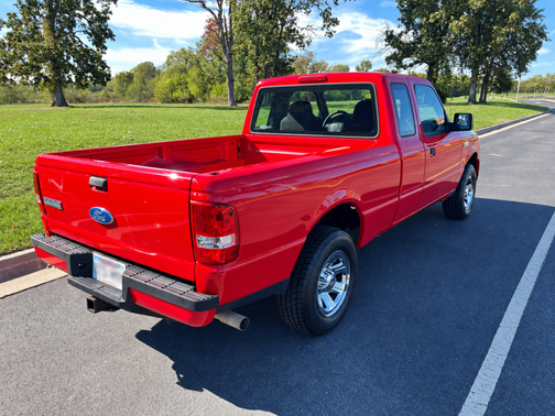 Red 2009 Ford Ranger XLT SuperCab