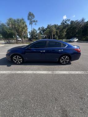 2016 Nissan Altima 2.5 SR