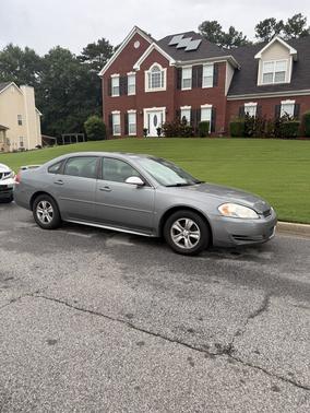 Gray 2009 Chevrolet Impala LT