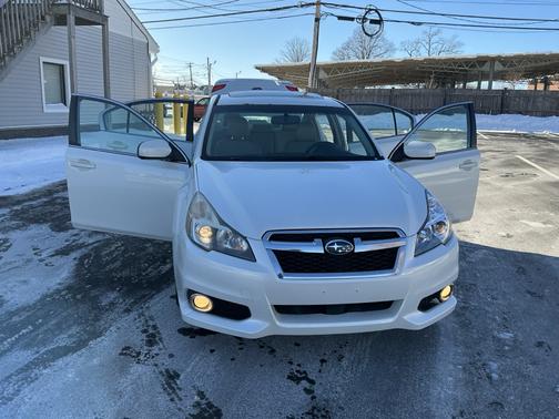 2014 Subaru Legacy 2.5i Limited
