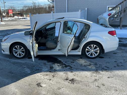 2014 Subaru Legacy 2.5i Limited