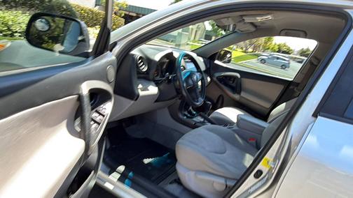 Silver 2011 Toyota RAV4 Base