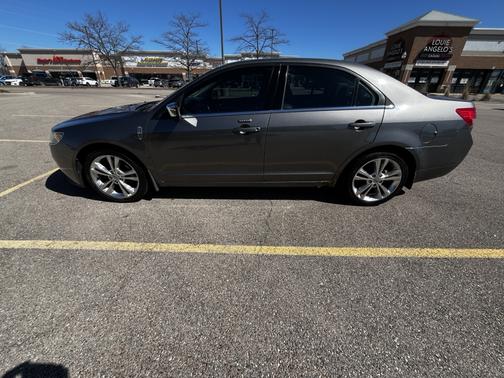 2010 Lincoln MKZ Base