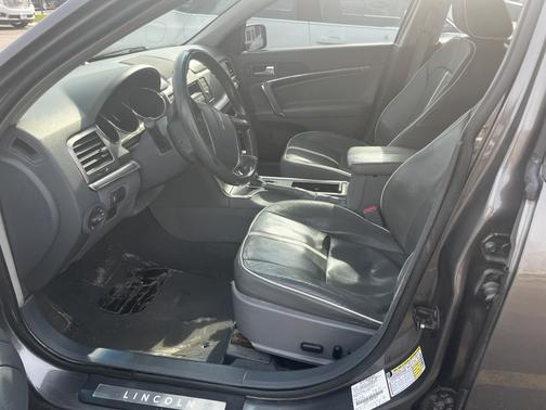 2010 Lincoln MKZ Base