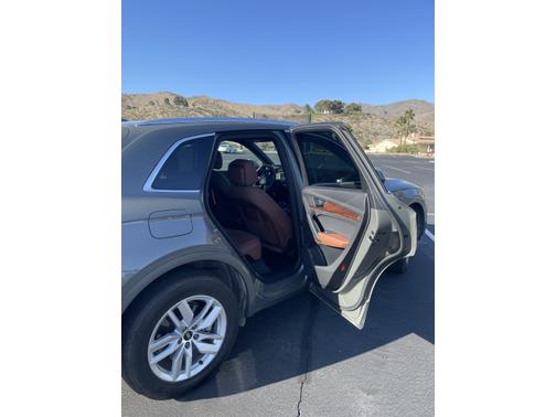 2023 Audi Q5 45 S line Premium