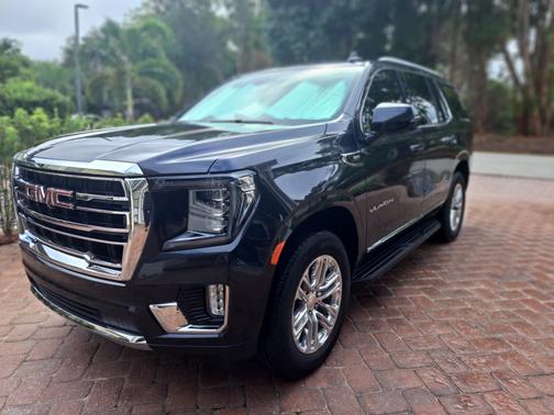 2023 GMC Yukon SLT