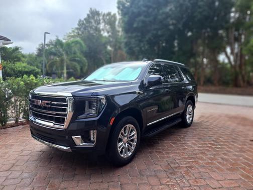 2023 GMC Yukon SLT