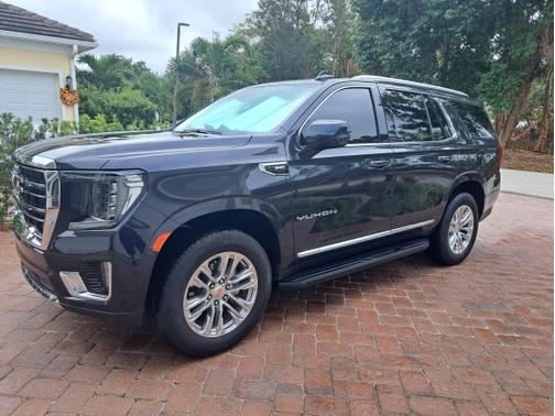 2023 GMC Yukon SLT