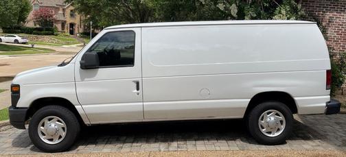 White 2012 Ford E250 Cargo