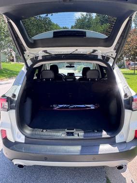 White 2021 Ford Escape SEL