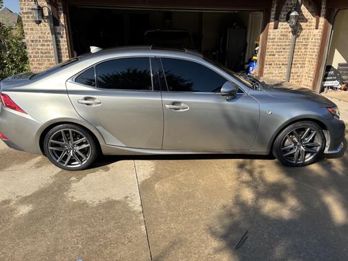 2016 Lexus IS 200t Base