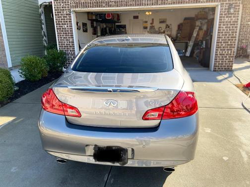 Gray 2013 INFINITI G37 x