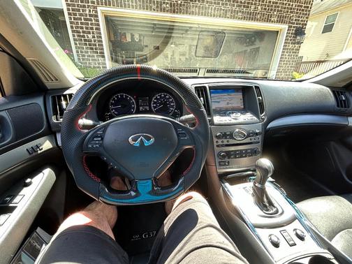 Gray 2013 INFINITI G37 x