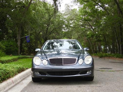Gray 2006 Mercedes-Benz E-Class E320 CDI