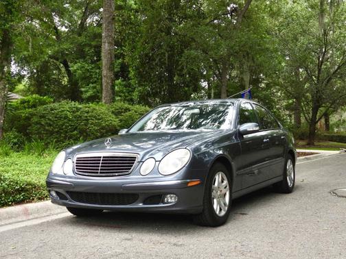 Gray 2006 Mercedes-Benz E-Class E320 CDI