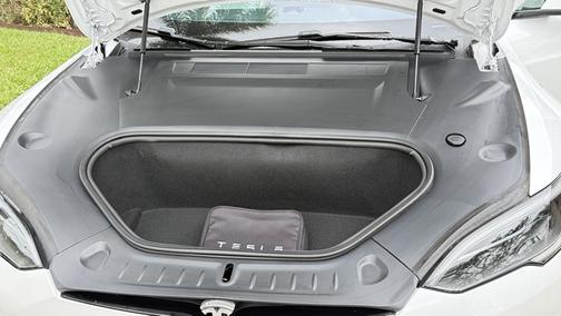 2022 Tesla Model S Long Range