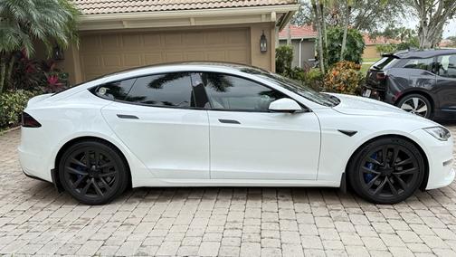 2022 Tesla Model S Long Range