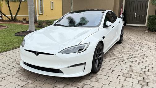 2022 Tesla Model S Long Range