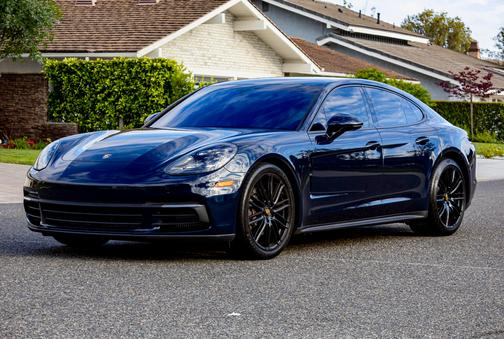 2018 Porsche Panamera Panamera 4S