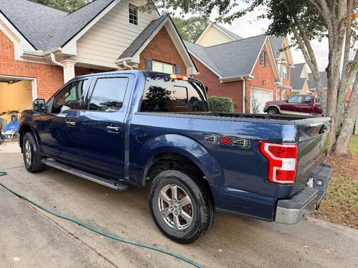 Blue 2018 Ford F-150 XLT