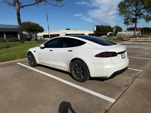 White 2021 Tesla Model S Long Range