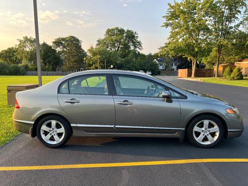 Gray 2007 Honda Civic EX