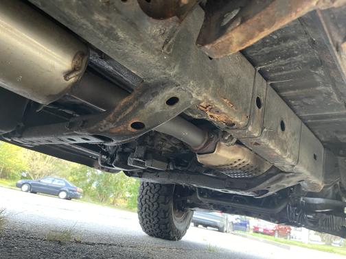 Photo 5 of 13 of 1998 Toyota 4Runner SR5 4WD