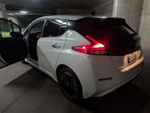 2023 Nissan Leaf SV PLUS