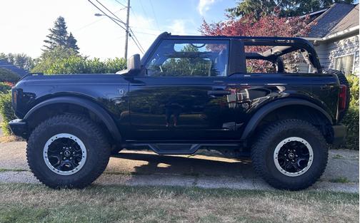 2023 Ford Bronco Base Advanced
