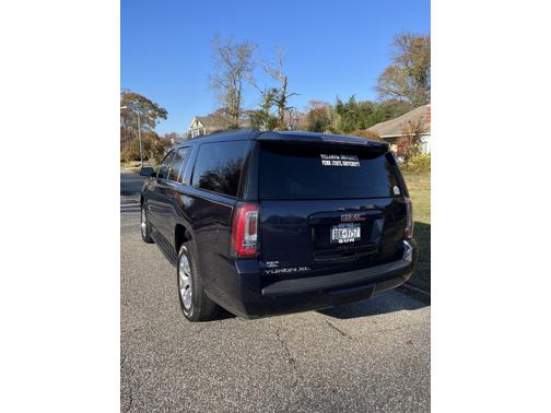 2017 GMC Yukon XL SLT