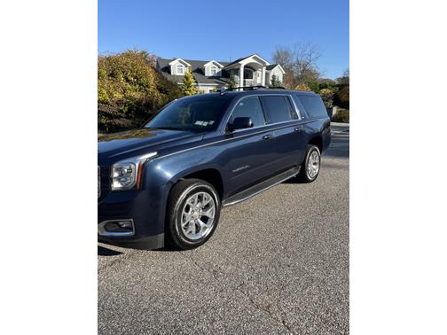 2017 GMC Yukon XL SLT