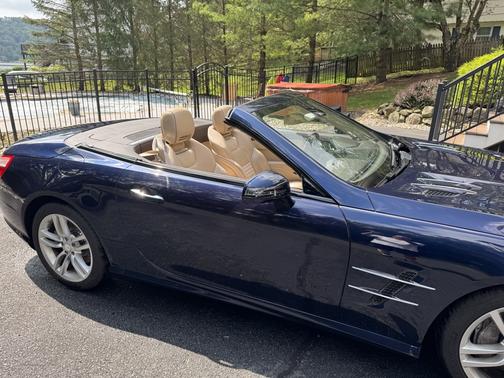 2013 Mercedes-Benz SL-Class SL 550