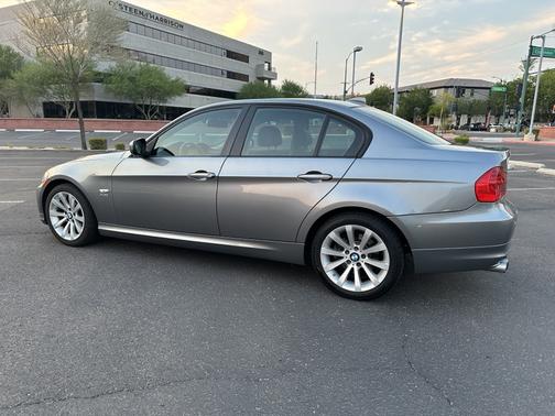 2011 BMW 328 i xDrive
