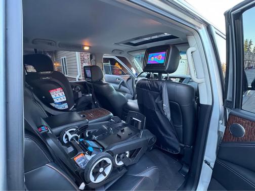 2017 Nissan Armada Platinum