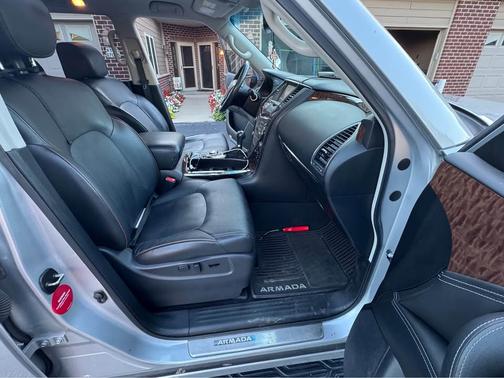 2017 Nissan Armada Platinum