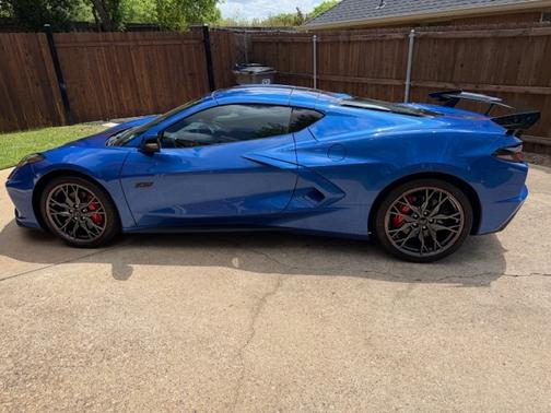 Blue 2023 Chevrolet Corvette Stingray w/2LT